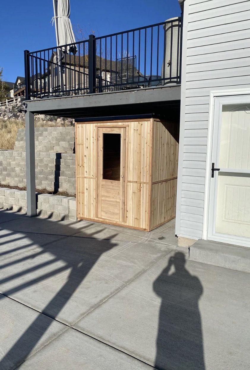 Cedar sauna installation