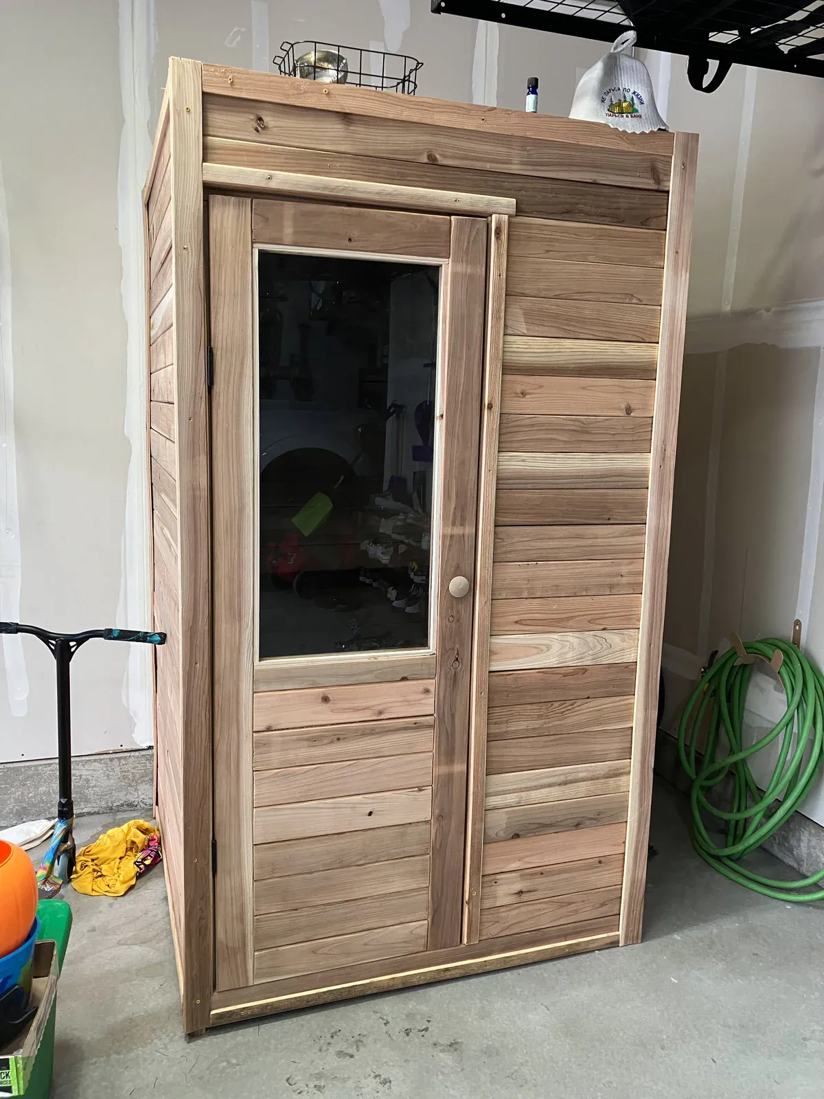Cedar sauna installation